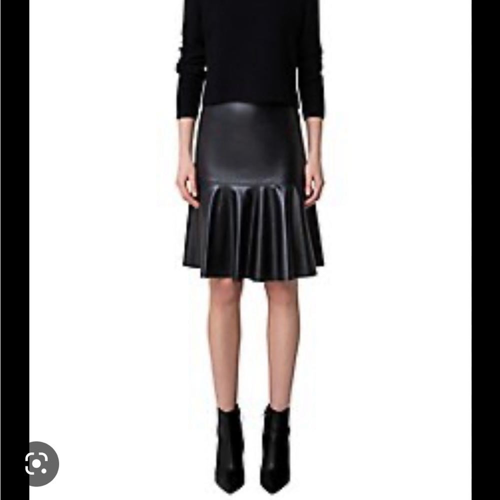 Akris Punto vegan leather skirt.